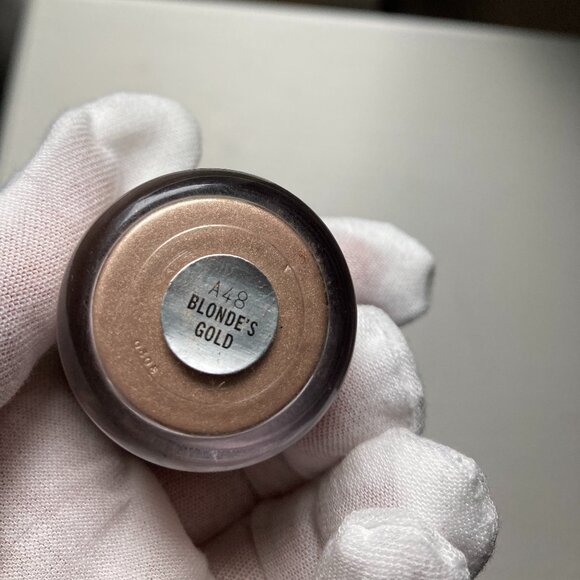 MAC eyeshadow Pigment BLONDE'S GOLD old style jar HUGE 7.5 g/.26 oz DISCONTINUED